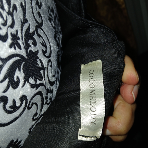 Cocomelody Elegant Black  Sleeveless Maxi Dress - Picture 9 of 11